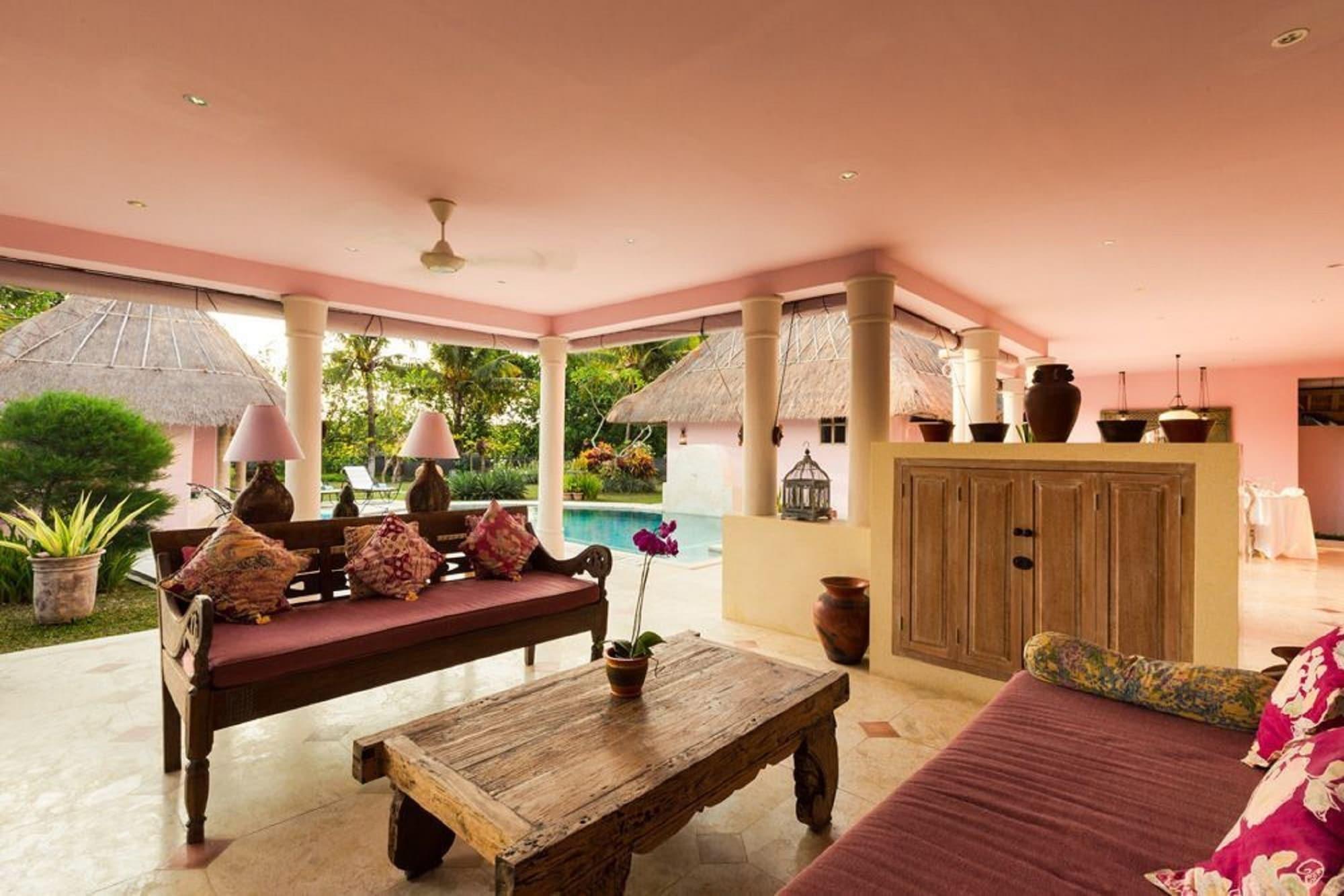 Вилла Hacienda Bali Кута Экстерьер фото
