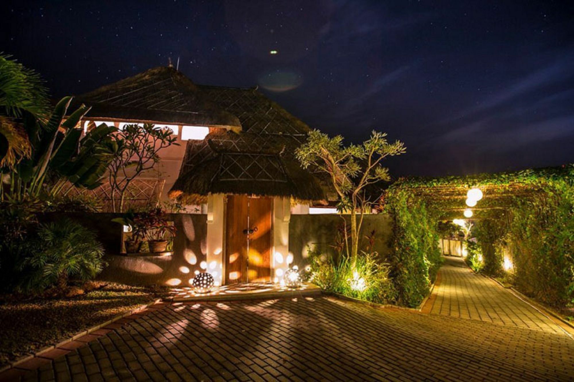 Вилла Hacienda Bali Кута Экстерьер фото